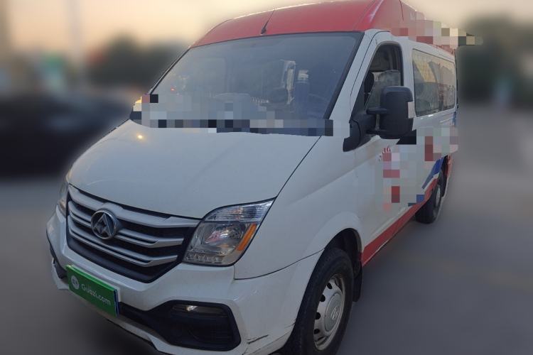 Used SAIC MAXUS Xintu V80 2018 2.5T 6-Speed Manual Aoyuntong Short Wheelbase Mid-Height 5-6 Seater