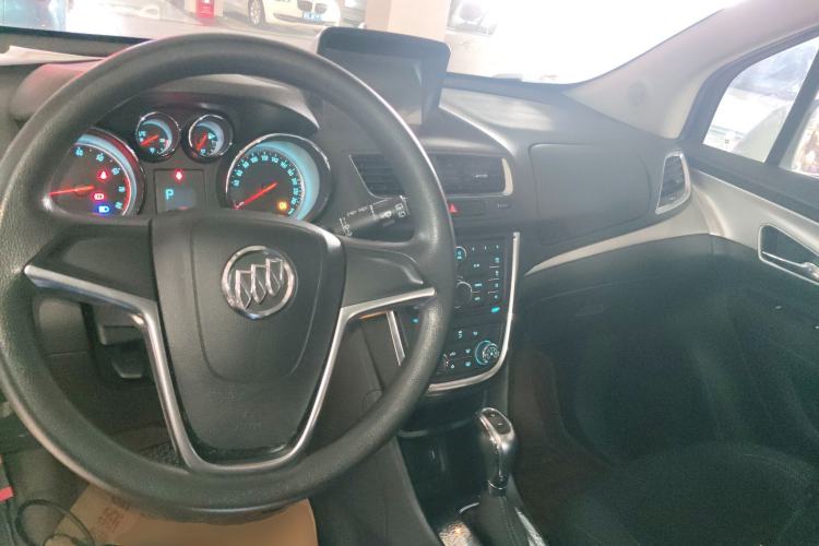 Used Buick Encore 2014 1.4T Automatic Two-Wheel Drive Urban Elite Model Center Console