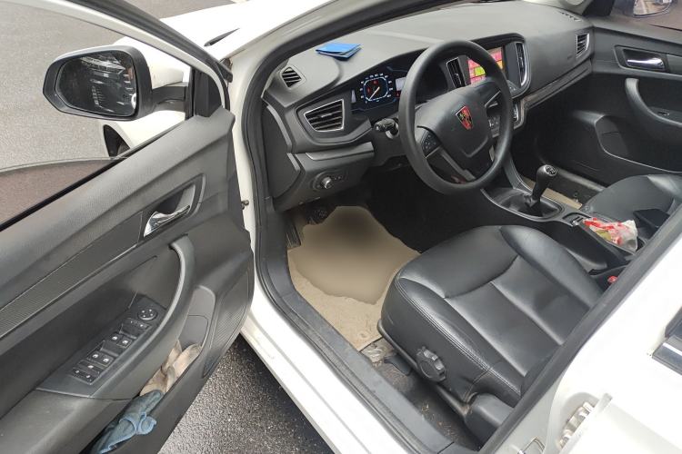 Used Roewe 360 2015 1.5L Manual Luxury Edition