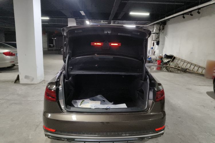 Used Audi A4L 2019 40 TFSI Fashion Edition China VI Emission Standard