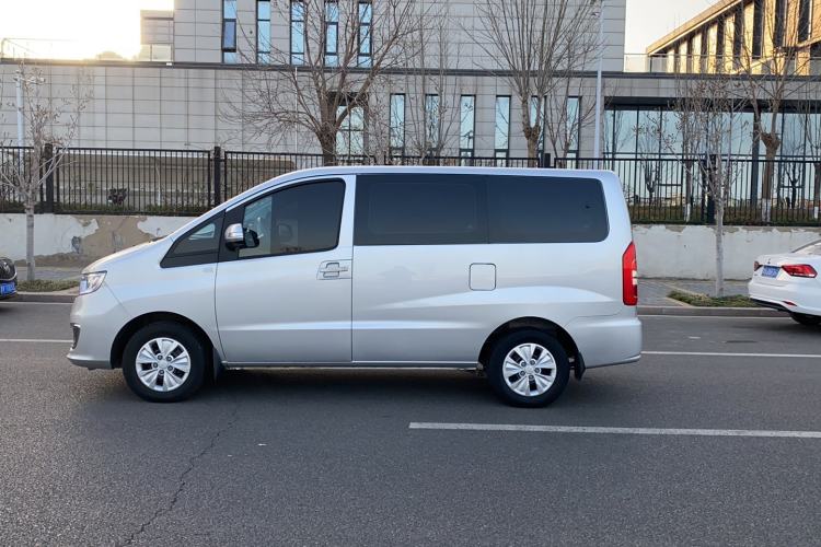 Used JAC Refine M3 2022 1.5T 7-Seater Standard Edition