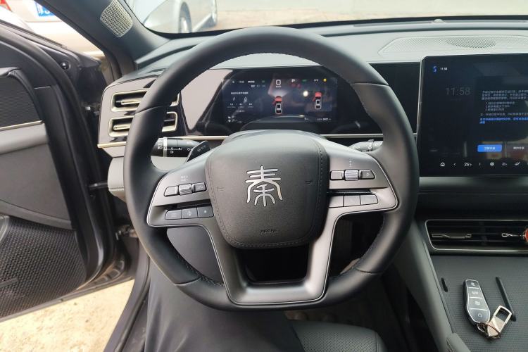 Used BYD Qin L 2025 DM-i Smart Drive 80KM Superior Model
