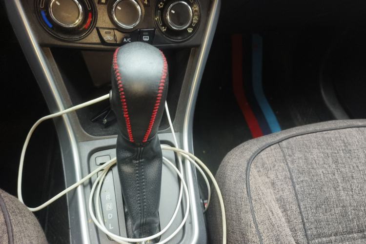 Used Suzuki Vitara S-Cross 2017 1.6L CVT Two-Wheel Drive Urban Fashion Model Gear Lever