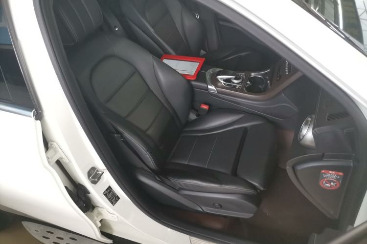 Used Mercedes-Benz GLC 2016 GLC 260 4MATIC Dynamic Edition