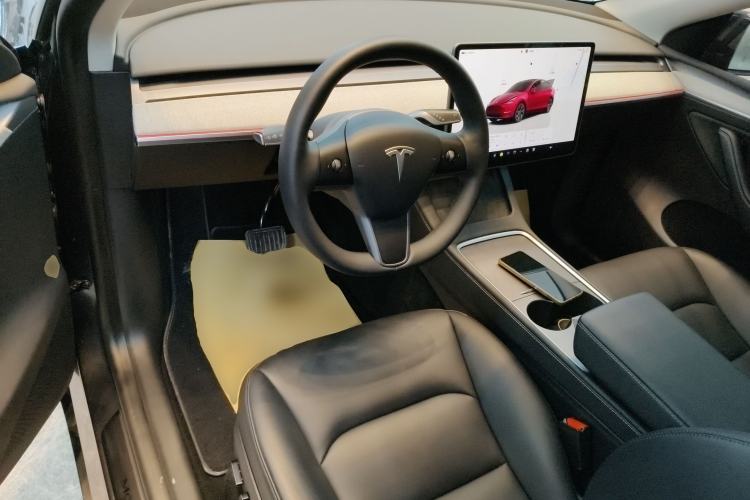 Used Tesla Model Y 2024 Rear-Wheel-Drive Version