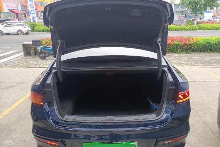 Used BYD Qin PLUS 2023 Champion Edition DM-i 120KM Leading Model
