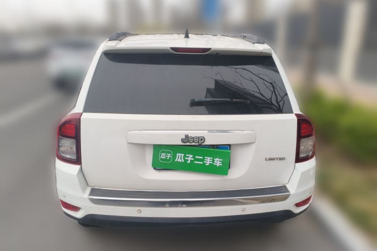 Used Jeep Compass 2014 2.4L four-wheel drive luxury version