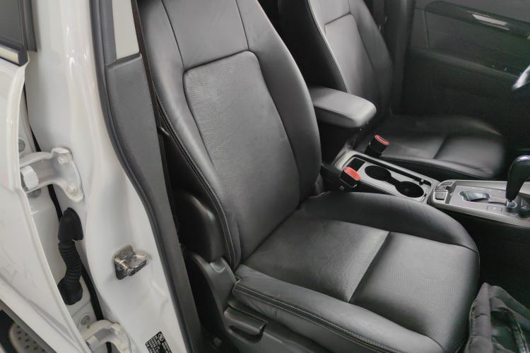 Used Chevrolet Captiva 2014 2.4L 4x4 Flagship Edition 7 Seats