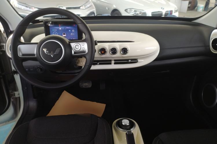 Used Wuling Bingo 2023 203km Light Edition

