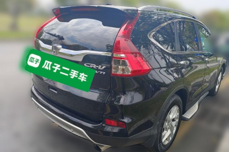 Used Honda CR-V 2015 2.4L two-wheel drive luxury version