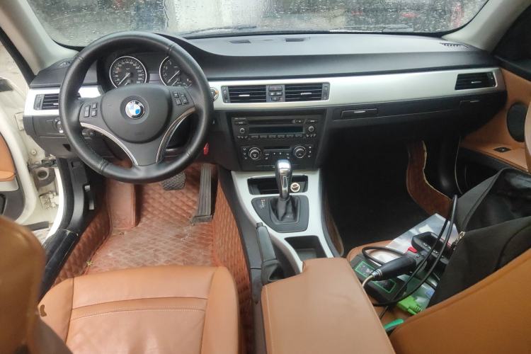 Used BMW 3 Series 2011 325i two-door coupe
