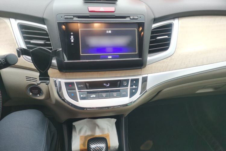 Used Honda Jade 2013 1.8L CVT Luxury Edition 5 seats