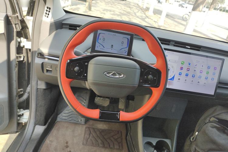 Used Chery New Energy Boundless Pro 2022 301km LingShou Edition Lithium Iron Phosphate