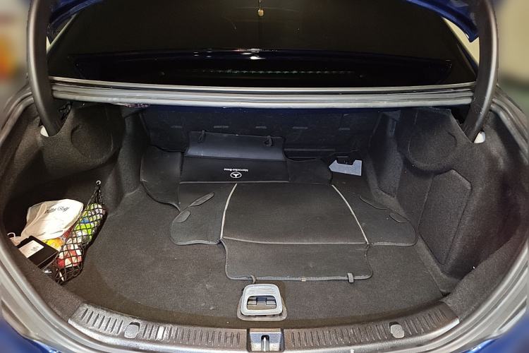 Used Mercedes-Benz E-Class 2018 Facelift E 200 L Sport Edition