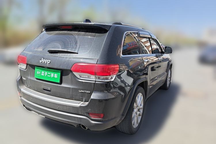 Used Jeep Grand Cherokee 2016 3.0L Elite Navigation Edition Rear Right 45 Deg