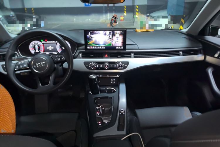 Used Audi A4L 2024 40 TFSI Fashion Dynamic Model Center Console