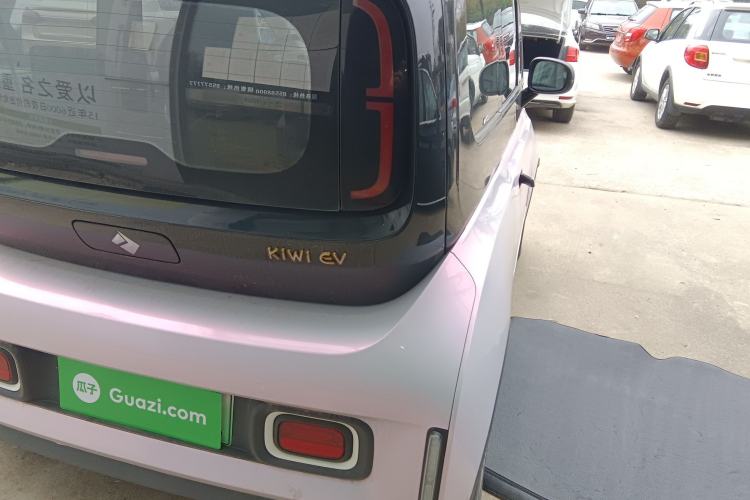 Used Baojun KiWi EV 2021 Artist Model Ternary Lithium