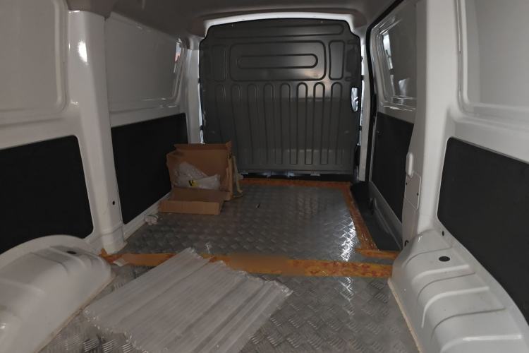 Used Chana Ruixing EM80 2025 Cargo Version Standard 2-Seater 300 km Side-Hinged Doors
