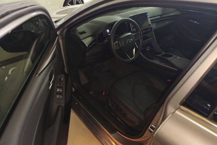 Used Toyota Avalon 2019 2.0L Luxury Edition China VI Standard