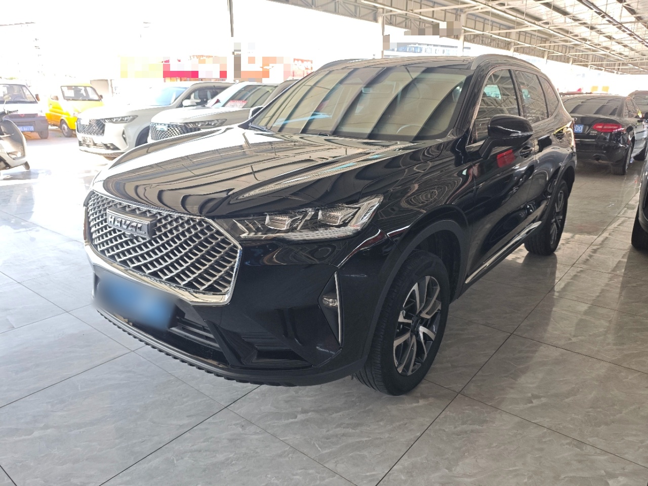 Под передней частью автомобиля