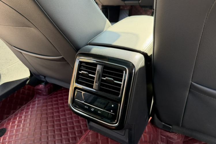 Used Volkswagen Passat 2023 Facelift 330TSI Luxury Edition