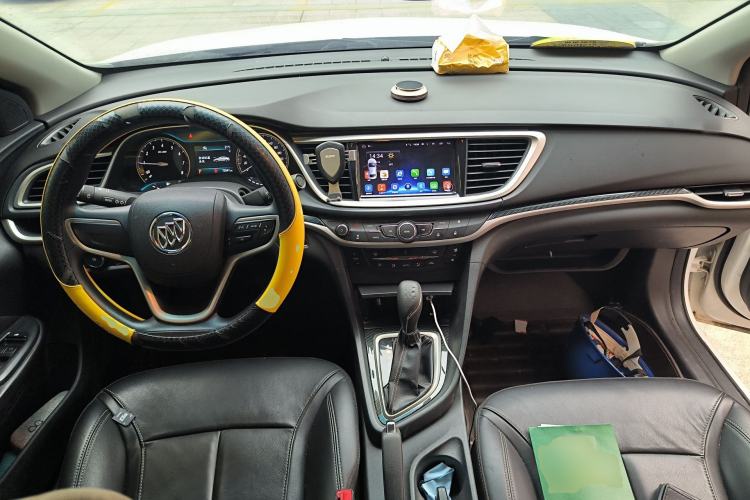 Used Buick GT 2015 15N Automatic Deluxe Edition Center Console