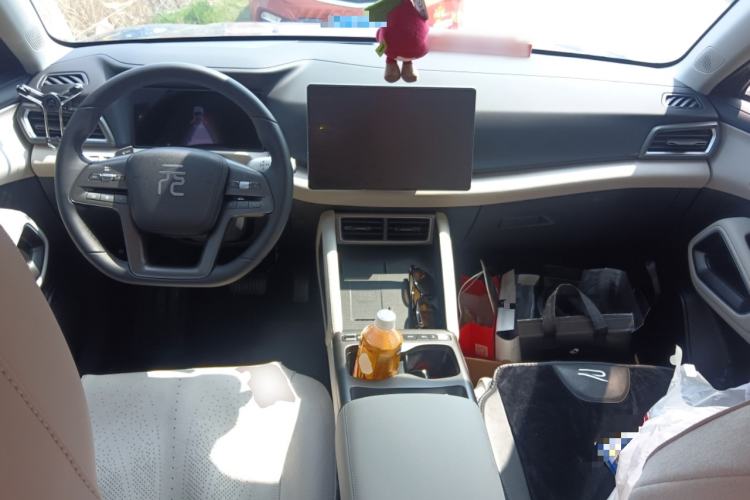 Used BYD Yuan UP 2025 Intelligent Driving Version 401 km Leading Edition