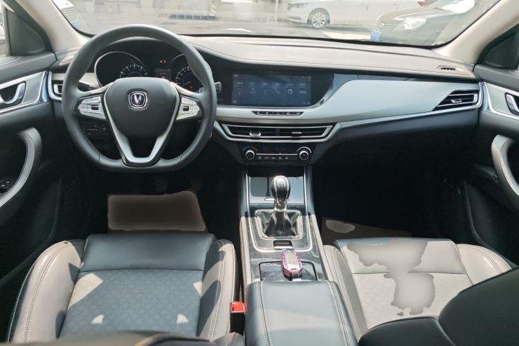Used Changan Eado 2019 High-Energy Edition 1.6L GDI Manual Pioneer Model China VI Standard
