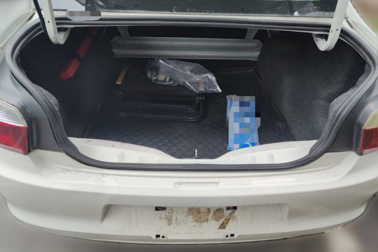 Used Citroen Elysee 2015 Zhishang Edition 1.6L Manual Fashion Model
