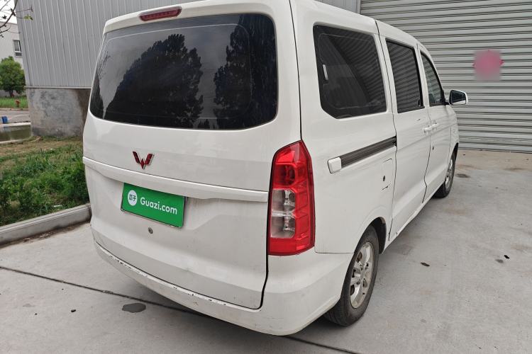 Used Wuling Hongguang V 2019 1.5L Base Version China VI LAR
