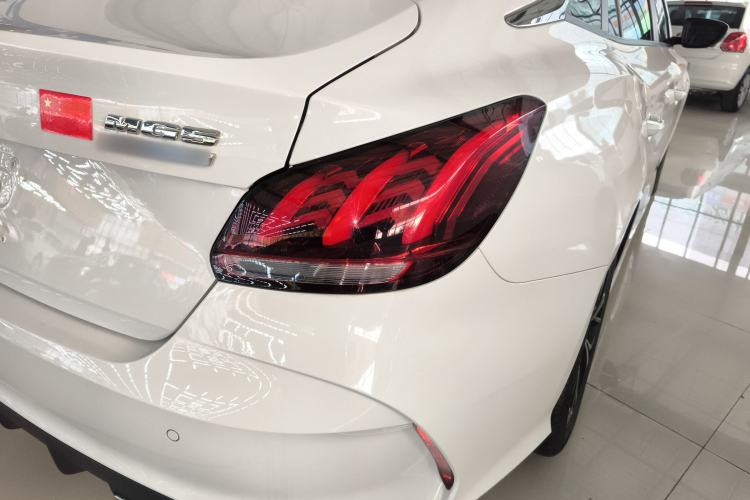 Used MG 5 2023 180 DVVT CVT Luxury Edition
