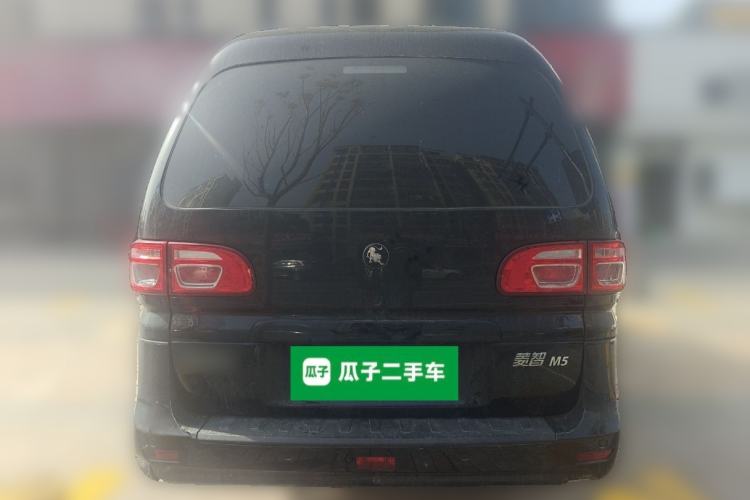 Used FORTHING Lingzhi 2023 M5L 1.6L Base Model 5 Seats Rear