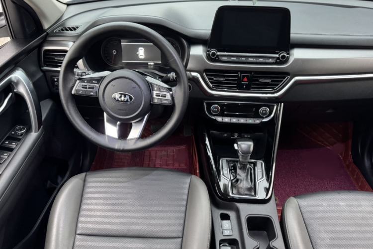 Used Kia Sportage R 2019 2.0L Automatic Smart Luxury Edition Interior 1