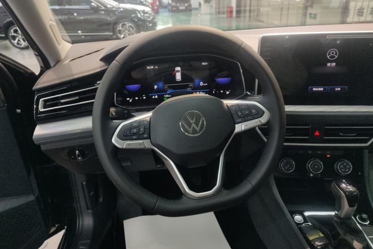 Used Volkswagen Sagitar 2026 Model 30 Million Units Selected 300TSI DSG Surpassing Edition
