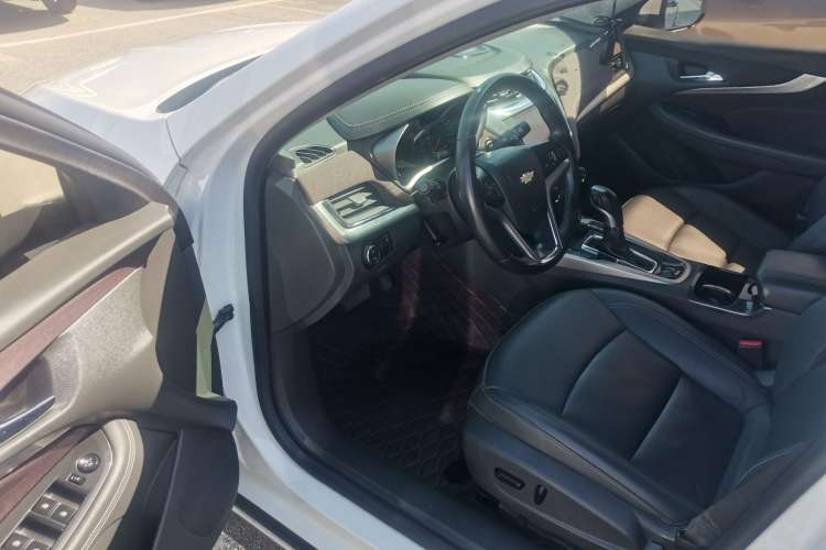 Used Chevrolet Malibu 2016 2.0L Automatic Luxury Edition