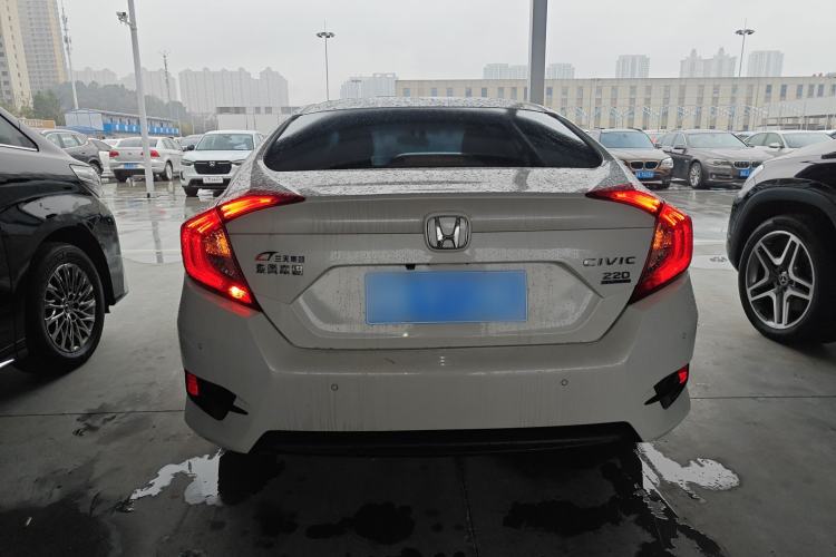 Used Honda Civic 2019 220TURBO CVT Dynamic Edition China VI Rear