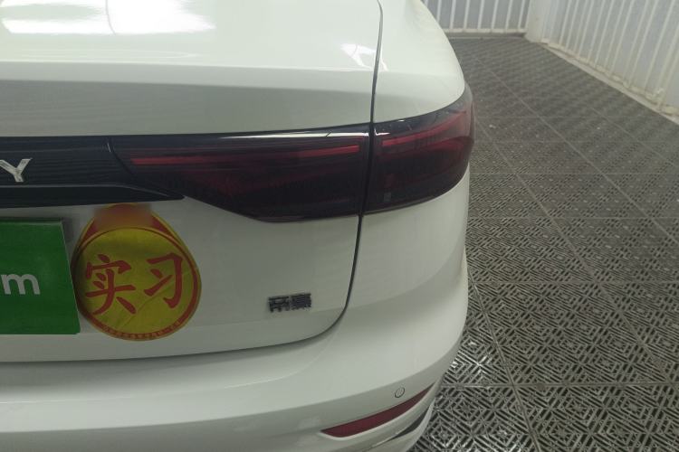 Used Geely Auto Emgrand 2023 4th Generation Champion Edition 1.5L CVT Luxury Model
