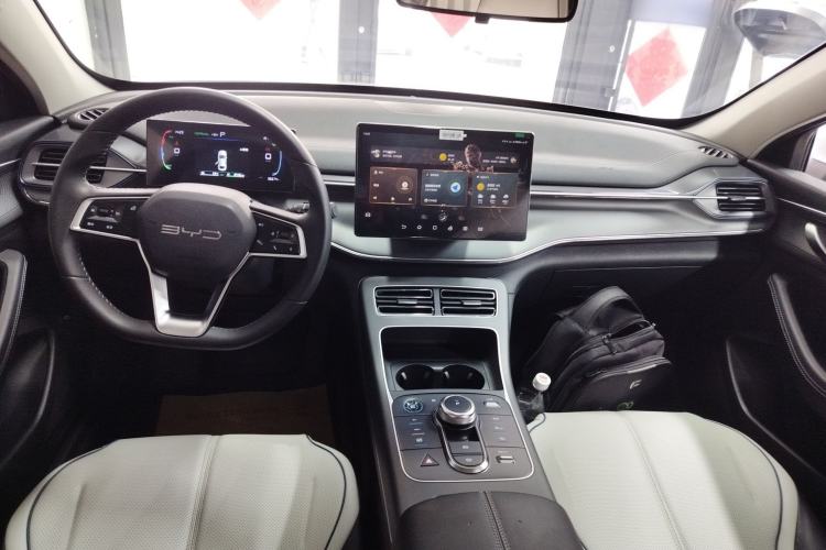 Used BYD Destroyer 05 2023 Champion Edition DM-i 120KM Prestige Model
