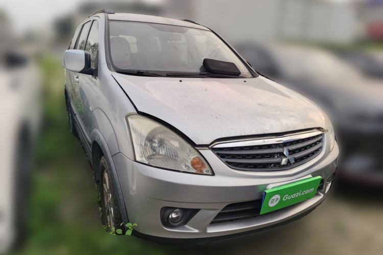 Used Mitsubishi Zinger 2011 2.0L Automatic Luxury Version Front Right 45 Deg