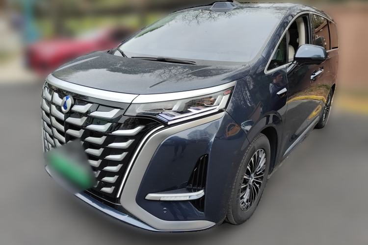 Used Denza D9 2025 DM-i Intelligent Drive 1020 Four-Wheel Drive Flagship Model