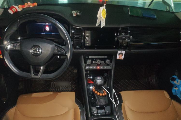 Used Skoda Kodiaq GT 2019 TSI330 Two-Wheel-Drive Luxury Edition China V Standard Interior 2