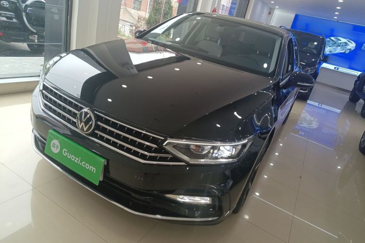 Used Volkswagen Magotan 2023 2 Million Units Limited Edition 330TSI DSG Leading Version