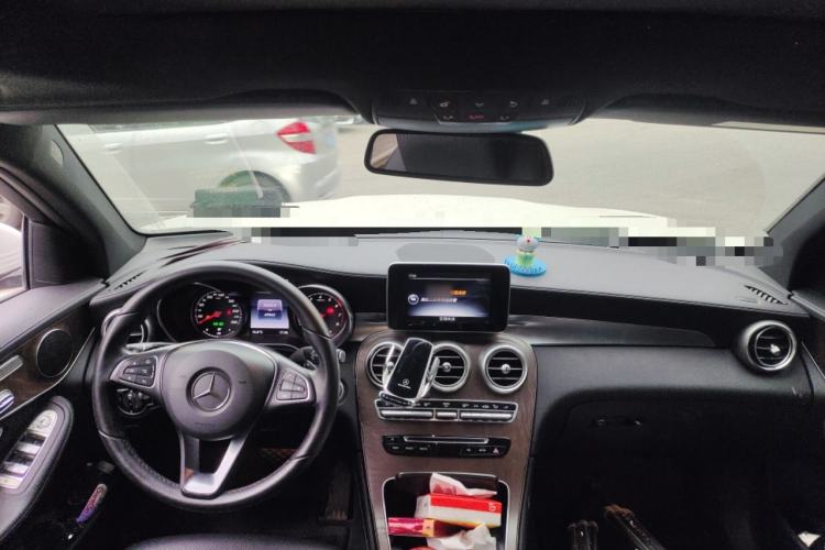 Used Mercedes-Benz GLC 2016 GLC 300 4MATIC Dynamic Model
