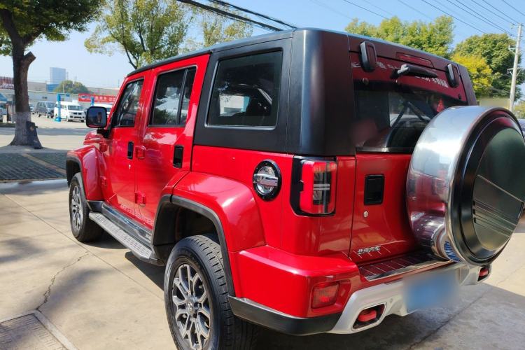 Used BAIC Off-Road BJ40 2019 2.3T Automatic Four-Wheel Drive Urban Hunter Edition Premium Model China VI Emission Standard