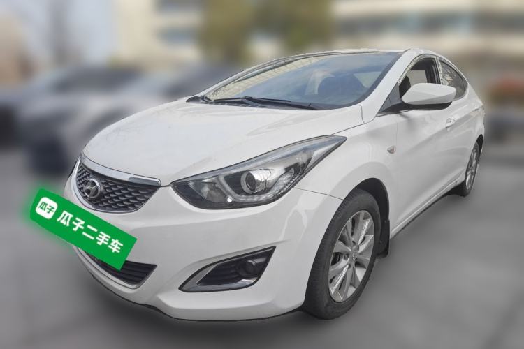 Used Hyundai Elantra (5th Generation / Langdong) 2016 1.6L Automatic Smart Version