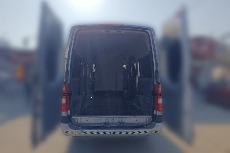 Used Foton Toano 2021 2.0T Manual Tongtu Extended-Wheelbase Mid-Roof 5/6/7-Seater 4F20TC3
