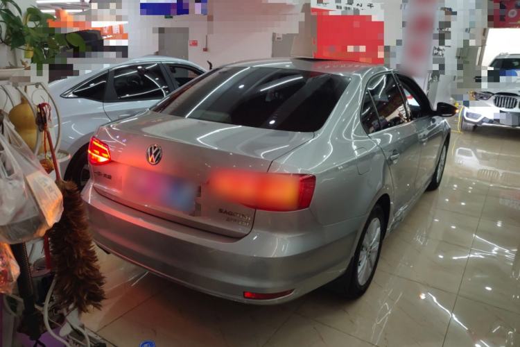 Used Volkswagen Sagitar 2015 230TSI Automatic Comfort Version