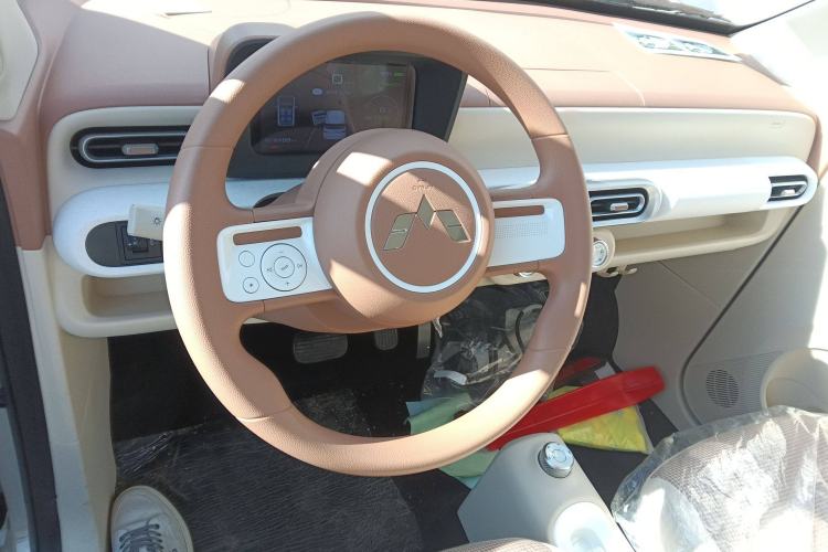 Used Wuling Hongguang MINIEV 2024 3rd Generation 215km Youth Edition