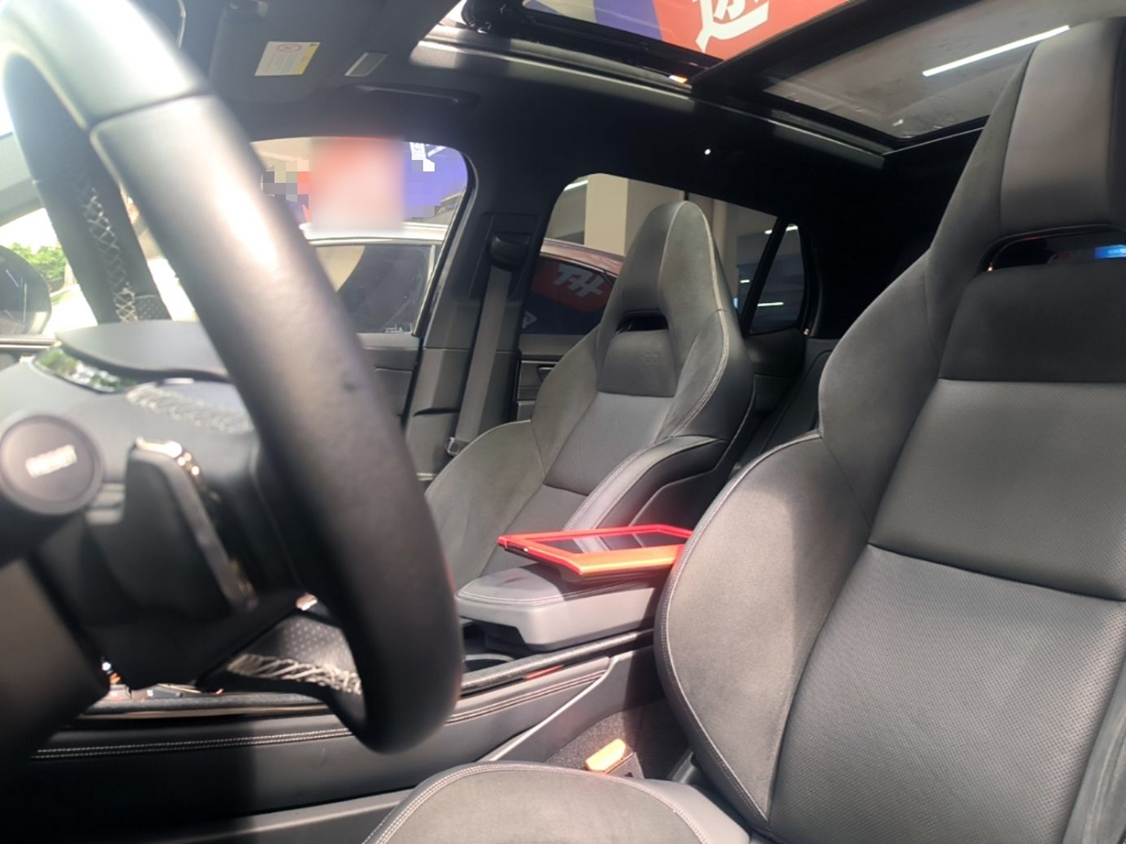 Interior delantero