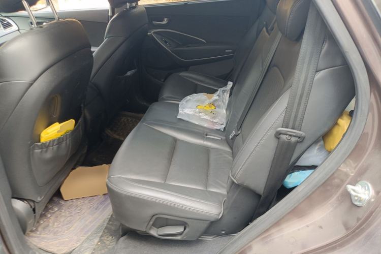 Used Hyundai Grand SantaFe 2013 2.2T 7-Seater Four-Wheel-Drive Flagship Edition Left Rear Seat